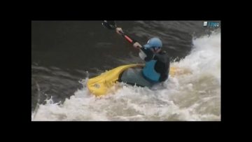 2005 – Démonstration de canoë kayak sous le pont de la Moselle